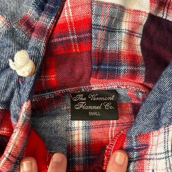 Vermont flannel Co. hoodie - Picture 6 of 6